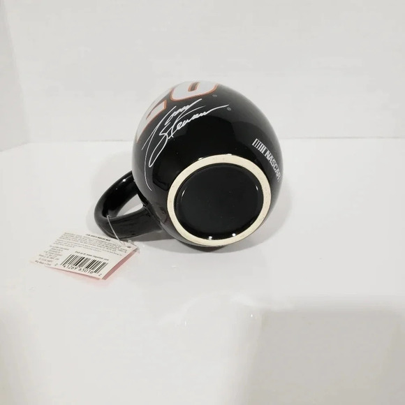 NWT,Nascar Racing #20 Tony Stuart Black Signature Coffee Mug. - Picture 3 of 8